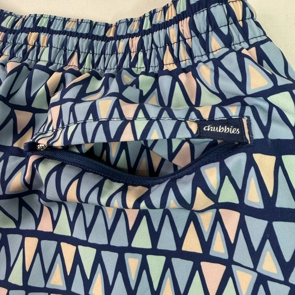 chubbies Men's Blue Geometric Swim Trunks